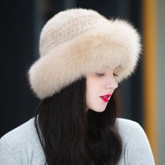 🎅Early Christmas Sale – 49% OFF🎁Women’s Winter Furry Hat
